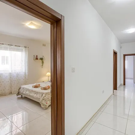 Spacious 3br, Lovely In By 360 Estates