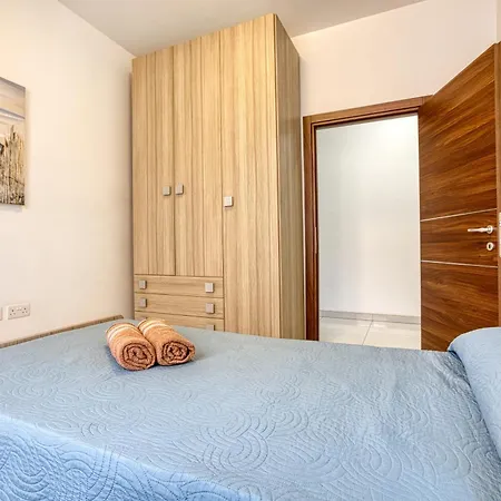 Апартаменты Spacious 3br, Lovely In By 360 Estates *