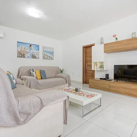 Spacious 3br, Lovely In By 360 Estates *